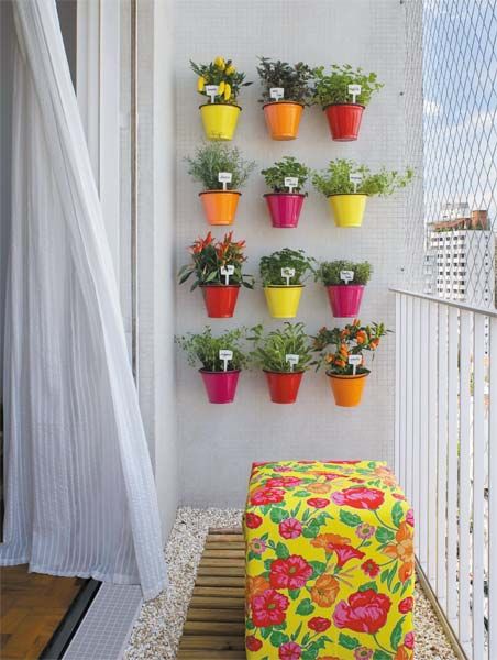 varanda plantas na parede