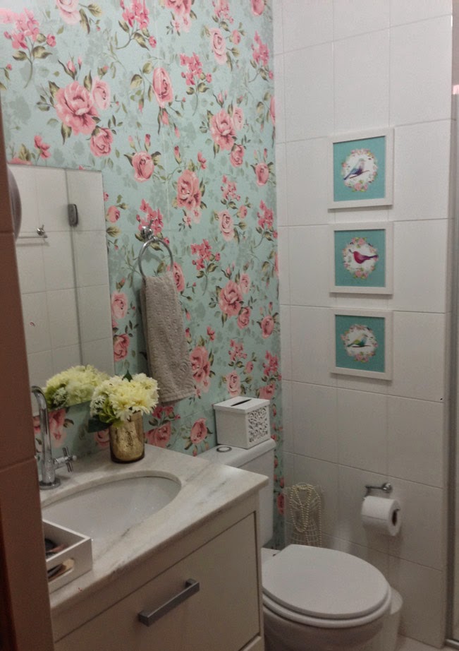 Papel de parede - banheiro floral